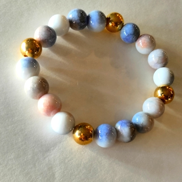 Handmade Beaded Bracelet. NWOT. - Picture 3 of 3